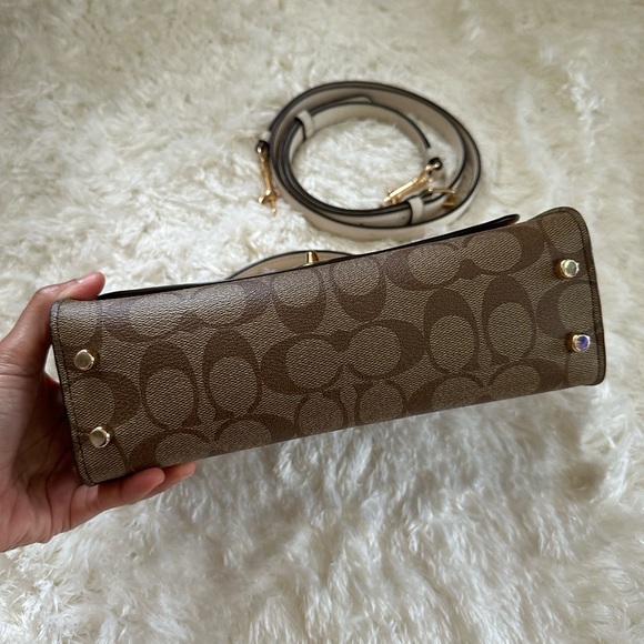 Coach Tilly Satchel 23 In Signature Crossbody Handbag Satchel - Picture 8 of 16